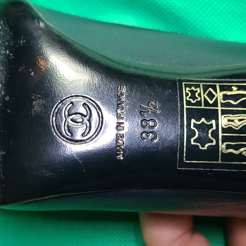 Chanel Pumps - Picture 5 of 10